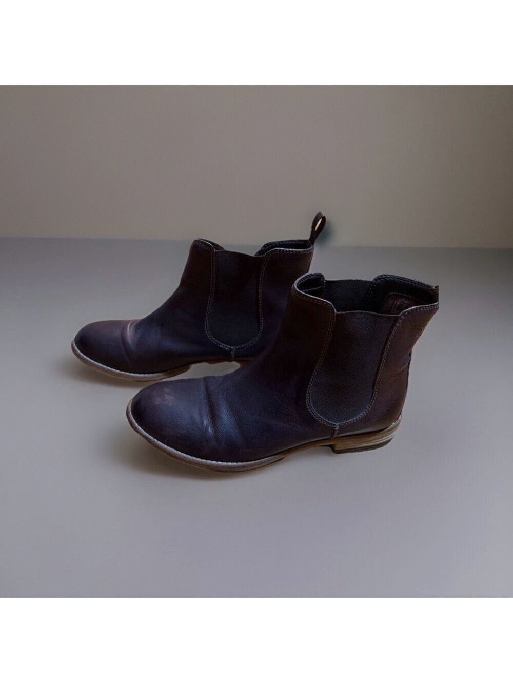 Clarks Artisan Maypearl Nala Chelsea Boots - Size 8 👢✨